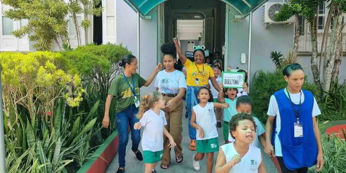 Ações de combate ao bullying e à violência na escola