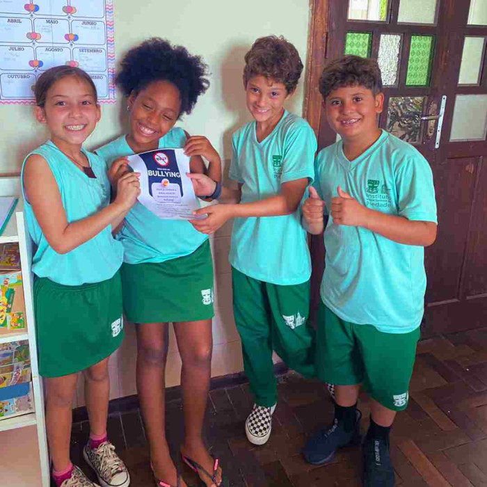 Ações de combate ao bullying e à violência na escola