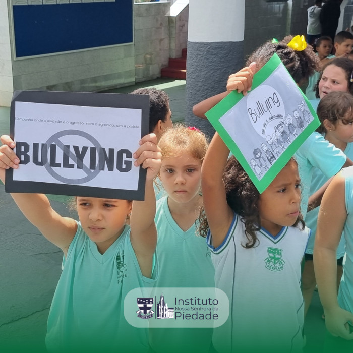 Ações de combate ao bullying e à violência na escola