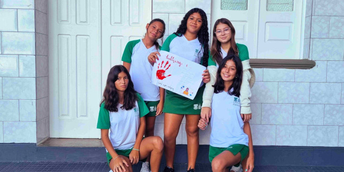 Confecção de Pôsteres Contra o Bullying 