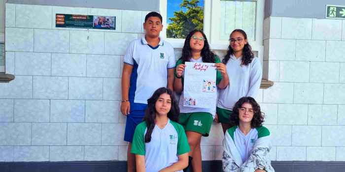 Confecção de Pôsteres Contra o Bullying 