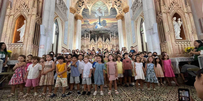 Missa Em Homenagem às Mães 