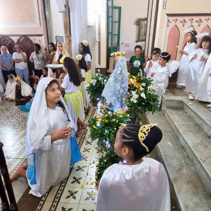 Missa da Visitação de Nossa Senhora e  coroação da imagem 