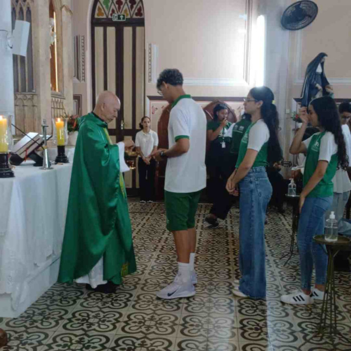 Missa de encerramento do mês das vocações