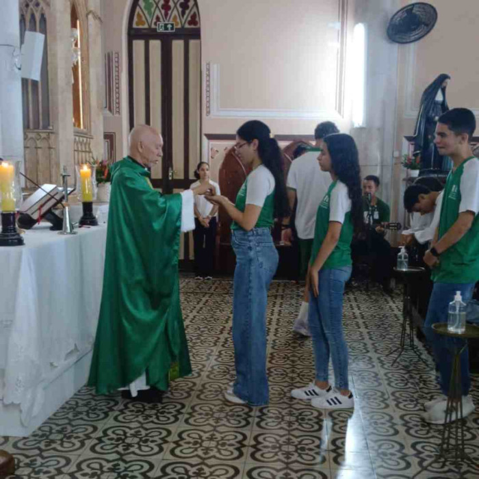 Missa de encerramento do mês das vocações