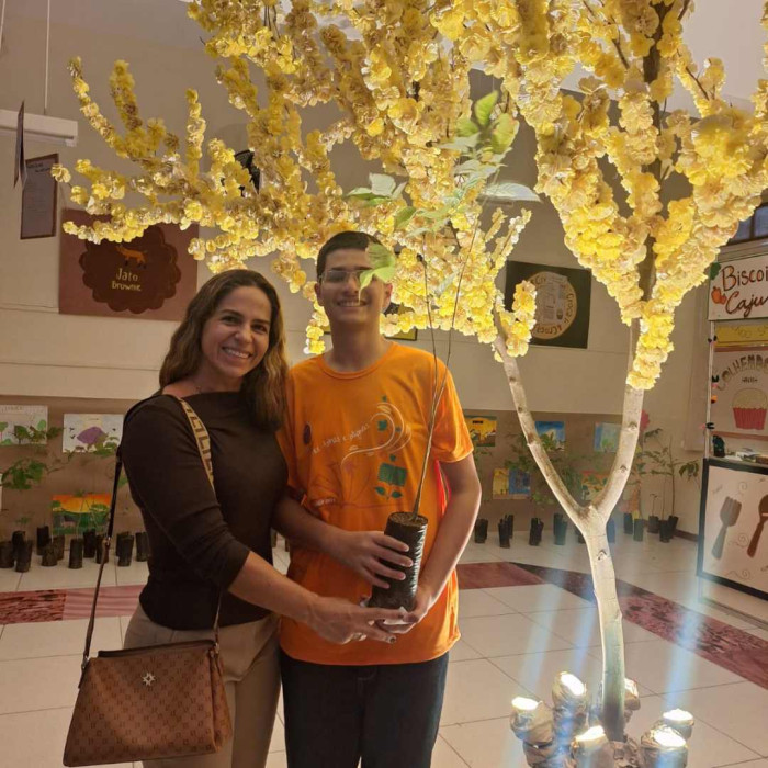 Mudas de Ipê - Doação do Viveiro Educador da Embasa