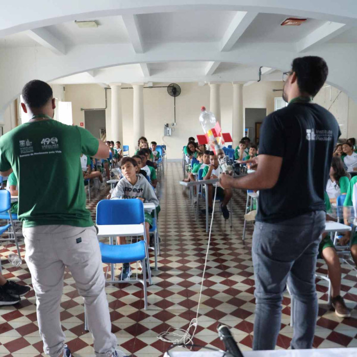 Aula especial de física, química e matemática