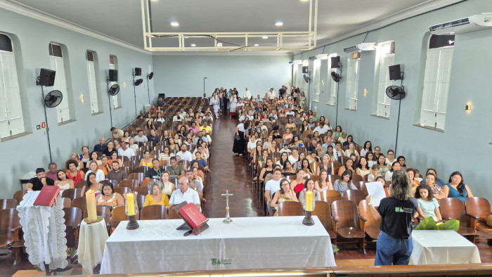 Missa em homenagem ao Dia das Mães